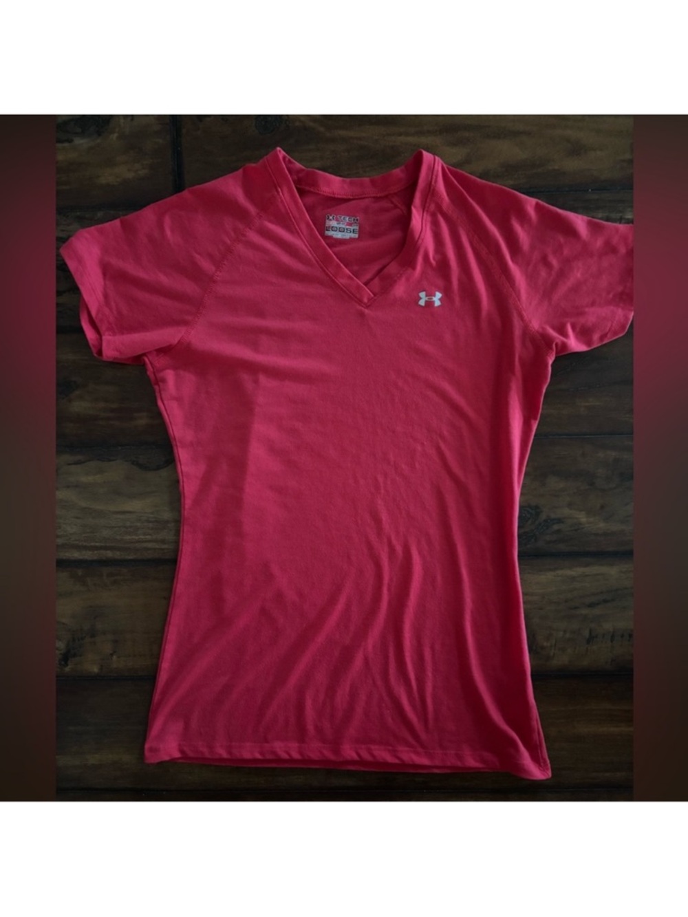 Under Armour Women’s Redisg/Melon V-Neck Performance Tee